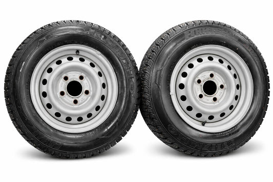 2 st dubbade vinterdäck 185/75 R14C 5-bult – Släpvagn