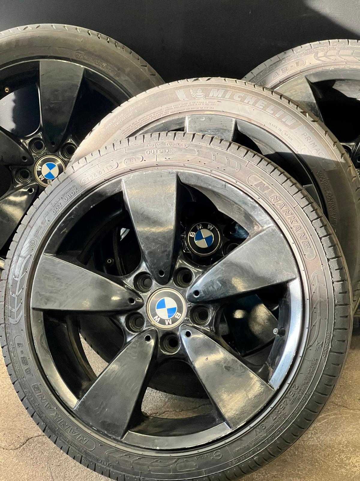 BMW Sommardäck med fälg – 215/45 R17 | Frakt inom SE 850