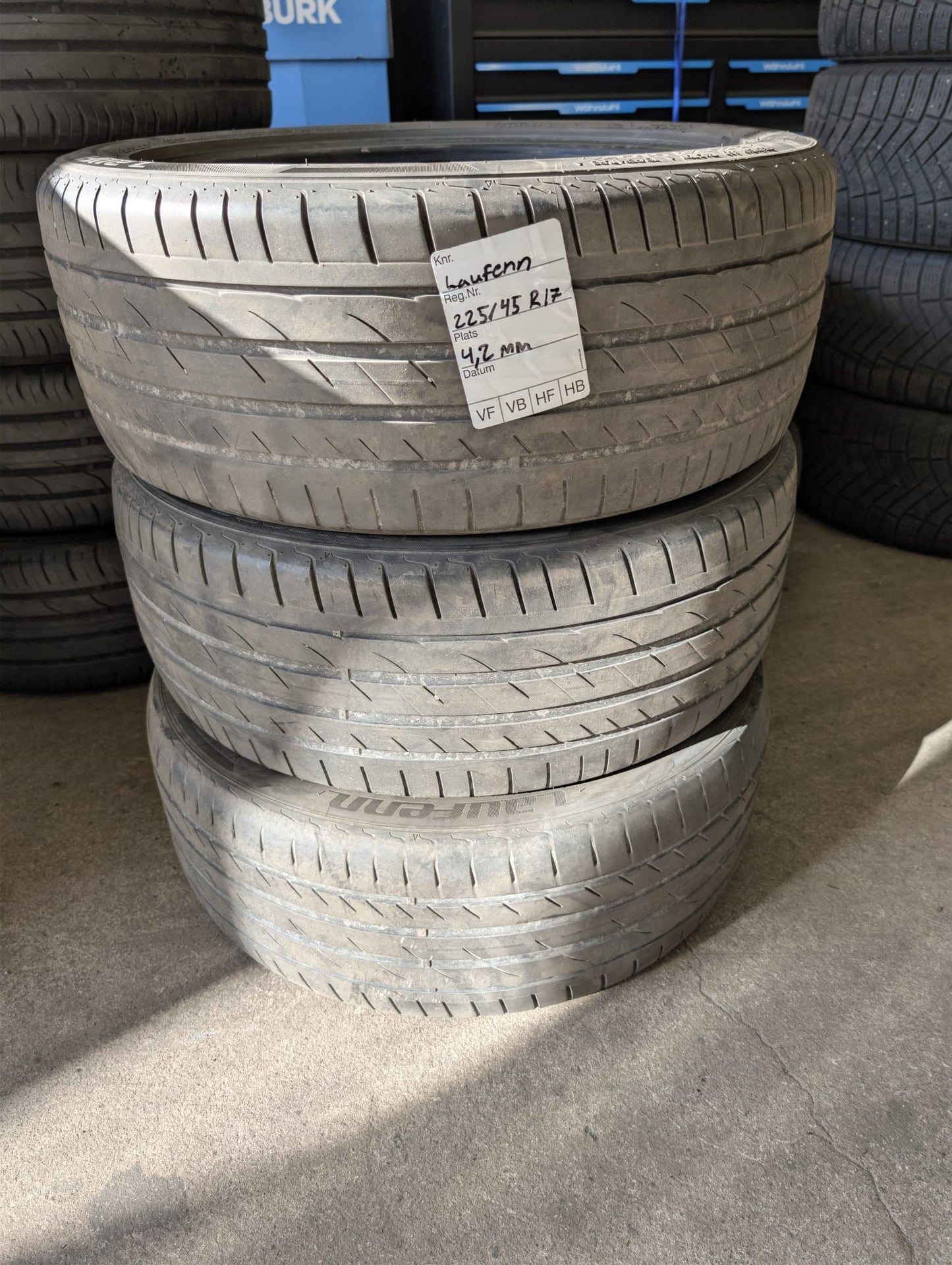 3 för 2! Laufenn Sommardäck 225/45 R17 – 3 st